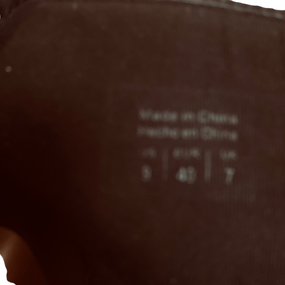 ALDO Women's Tall Black Boots with Outside Zip Block Heel Size 9 - Picture 6 of 6